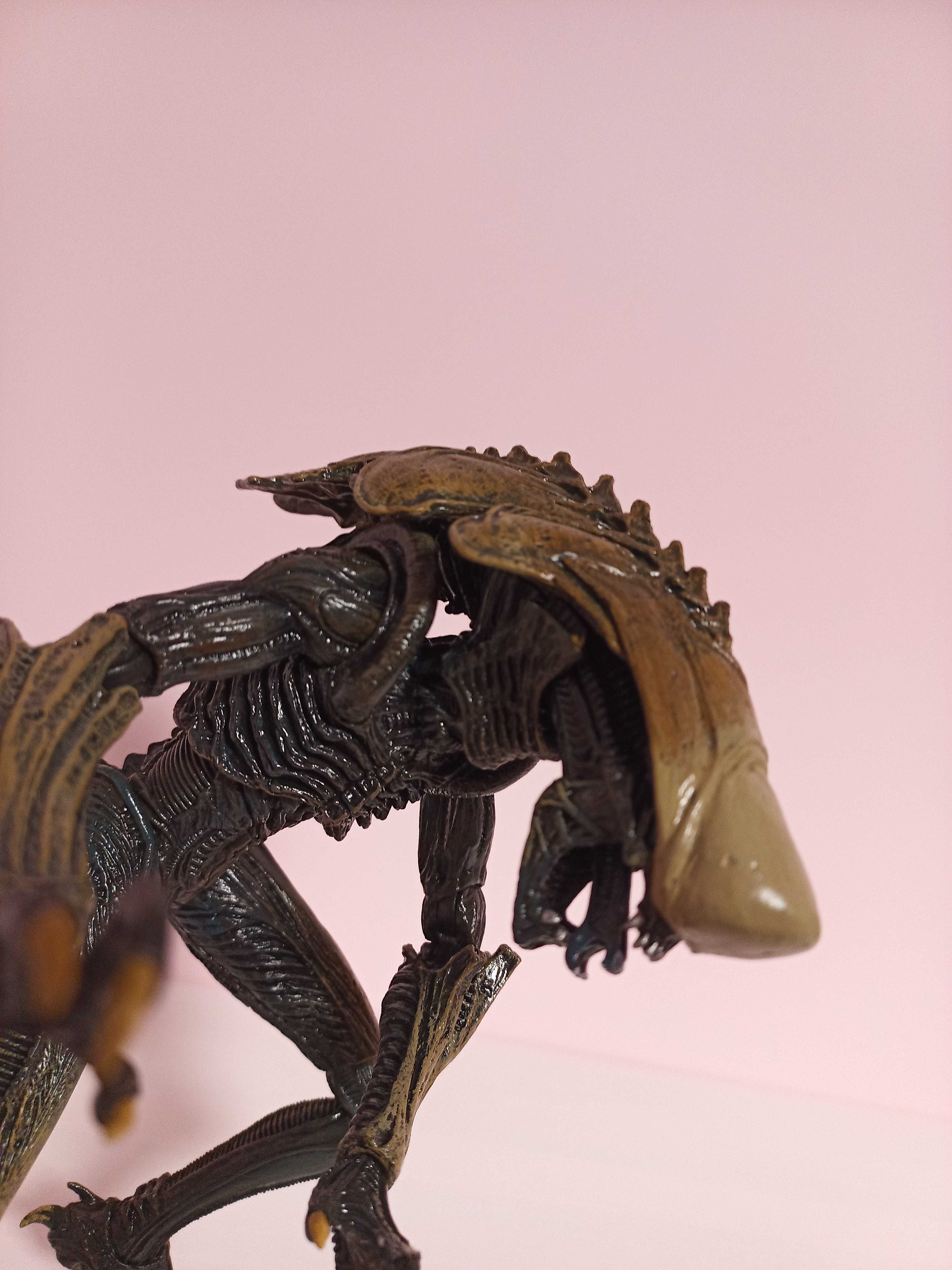 Figurka Alien vs Predator - Chrysalis Alien