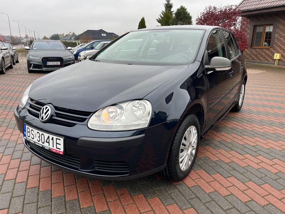 Volkswagen Golf 1,6 MPI Niski przebieg