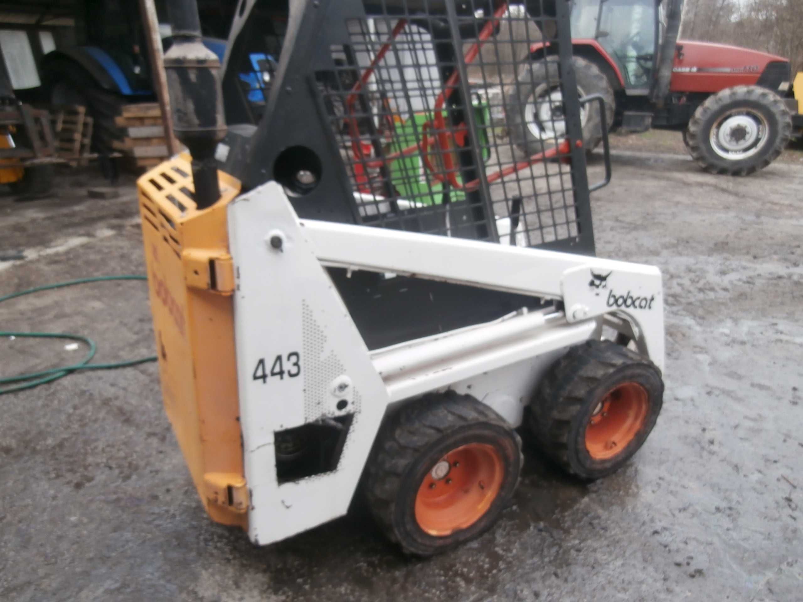 Mini ładowarka bobcat 443
