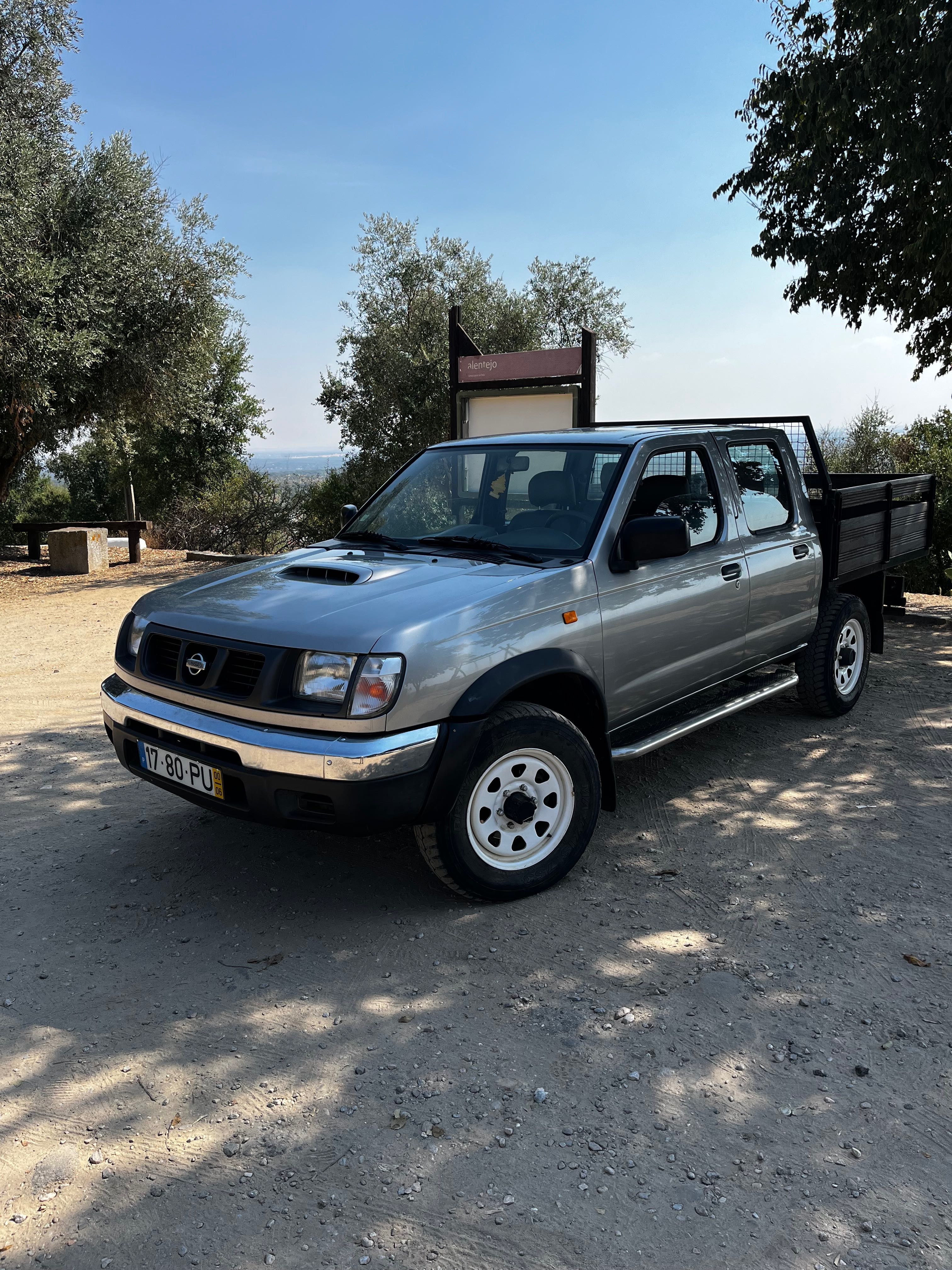 Nissan D22 2.5 TD 4x4 Cabine Dupla