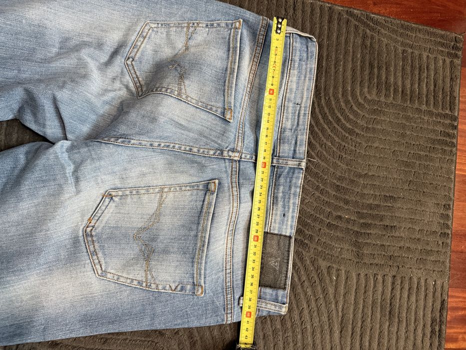 Guess jeansy W30
