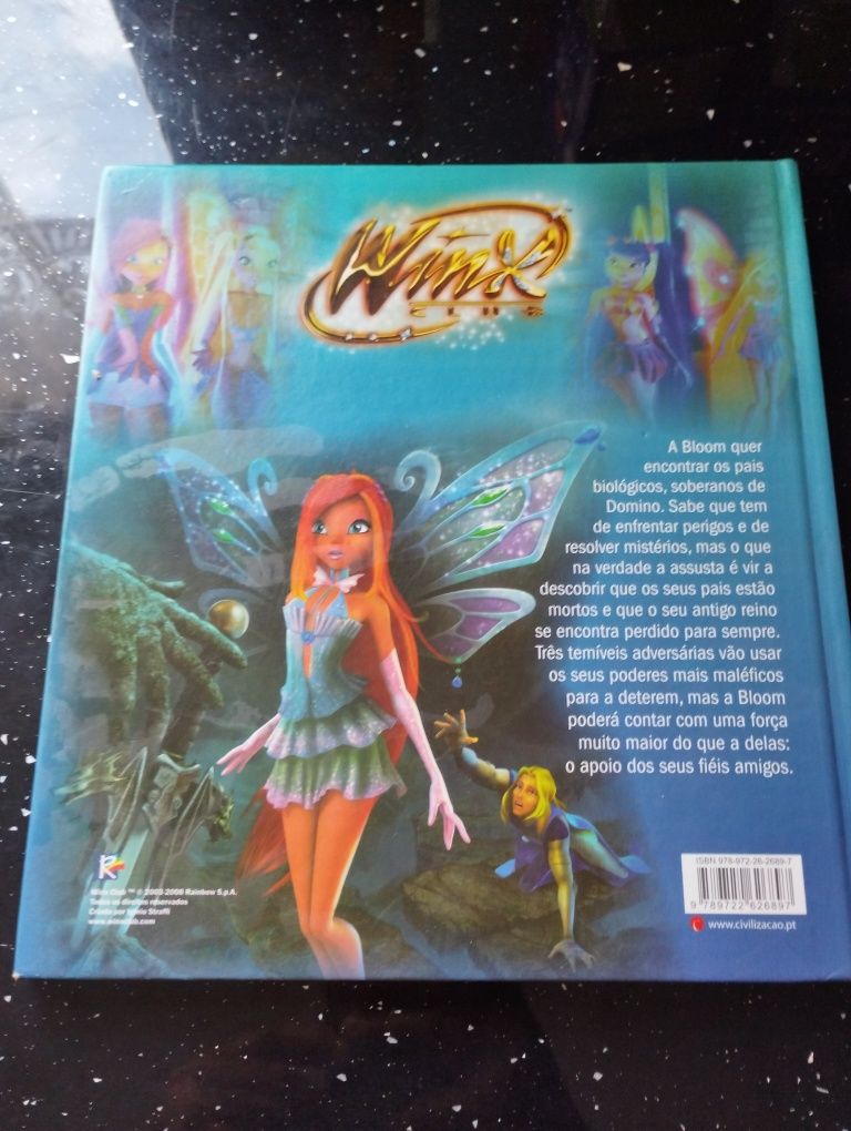 Vende se vários livros de criança