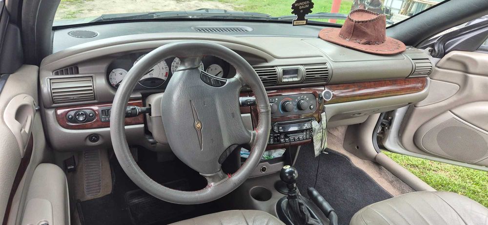 Chrysler sebring 2.0 2002 stan bdb