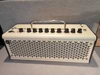 Amplificador guitarra Yamaha thr10