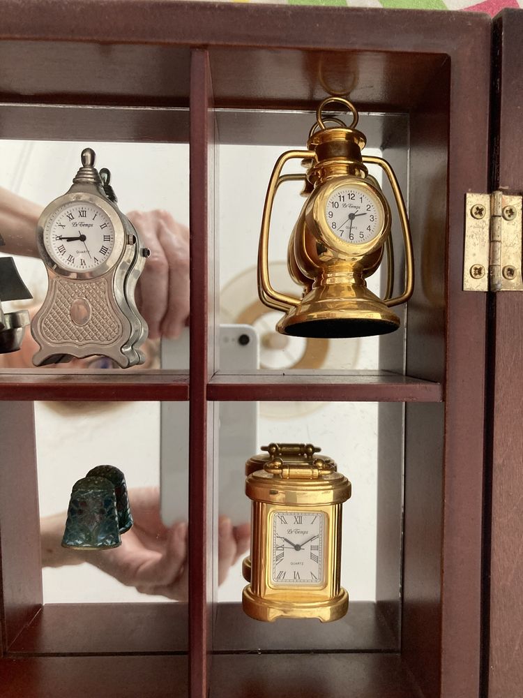 Relegios de coleçao em miniatura