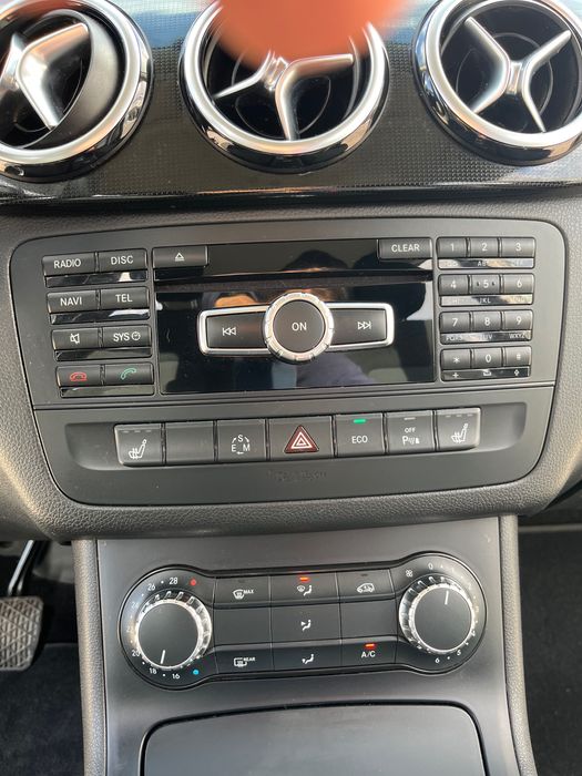 Vendo Mercedes calasse B180 automático