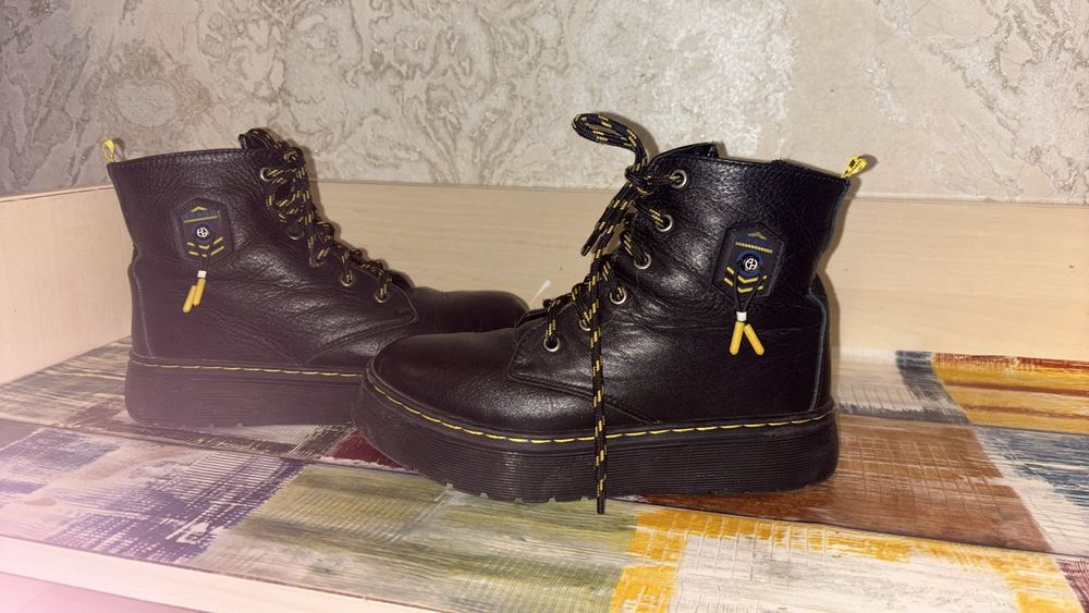 Ботинки зимові 35 розмір