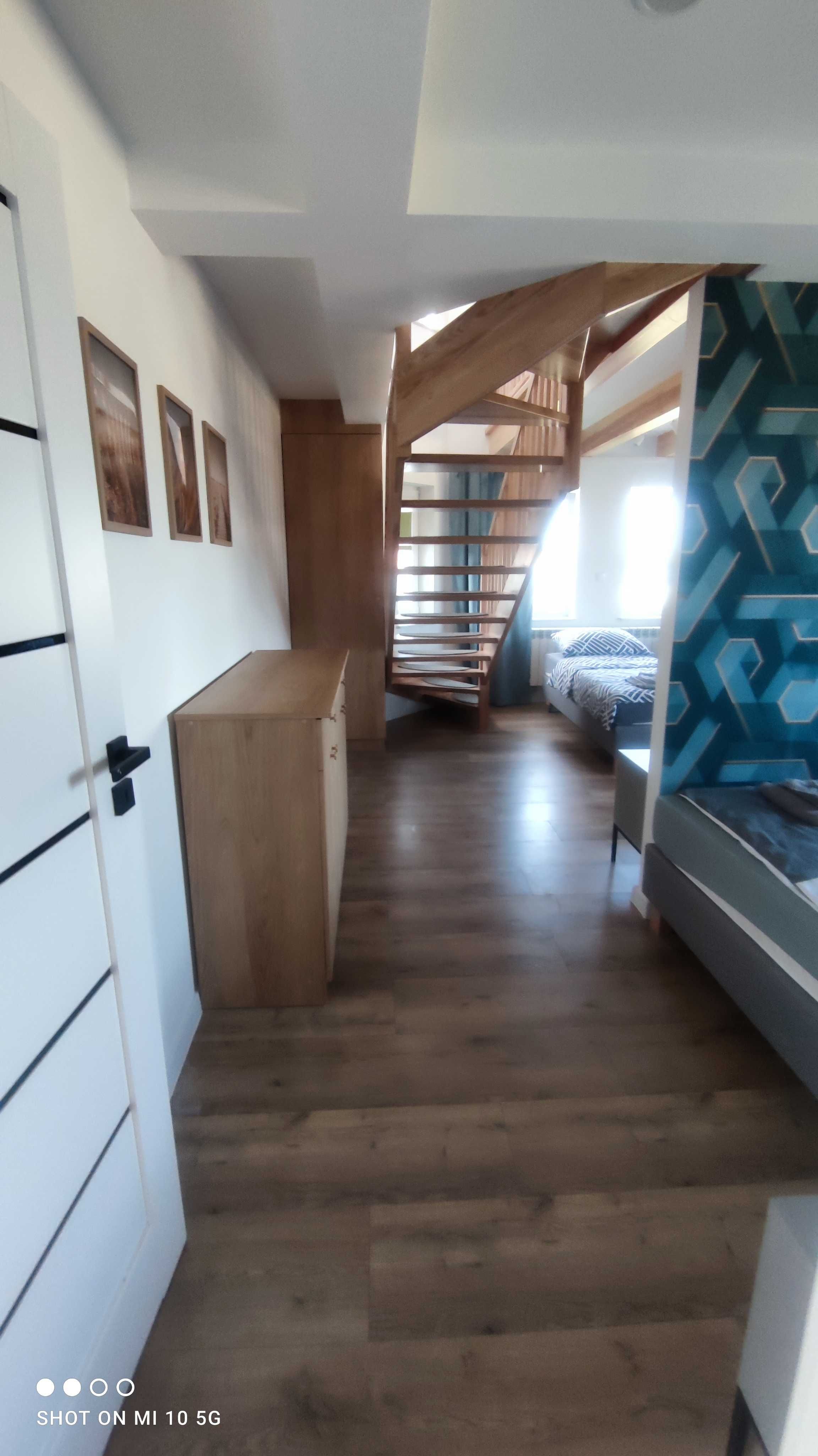 Dwupoziomowy Apartament 70m/2 Szara Mewa