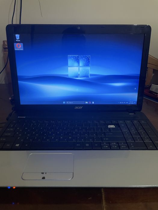 Продається ноутбук acer aspire e1-531