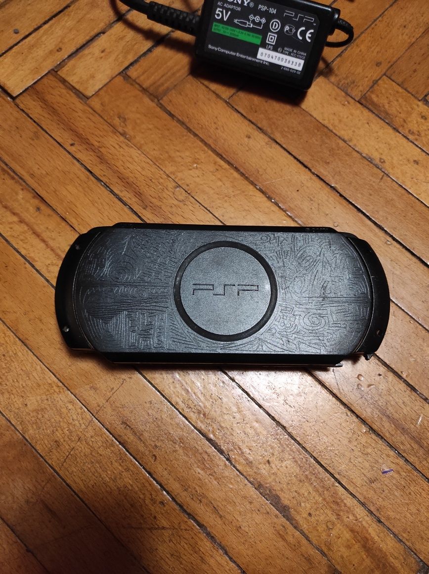 Игровая приставка SONY PSP Е1008