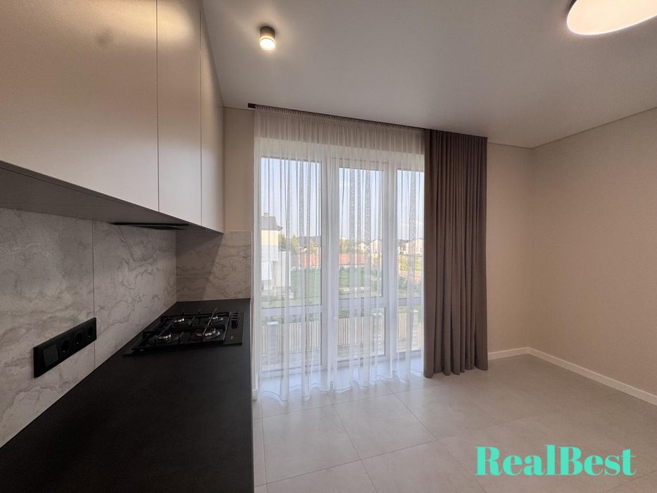 Продаж / Квартира / Боголюбова, Щасливе, Рівне