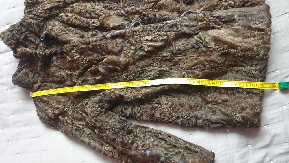 Naturalne futro z Karakuł ciemnobrązowe