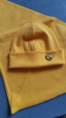 Podwójna czapka z chustą żółta