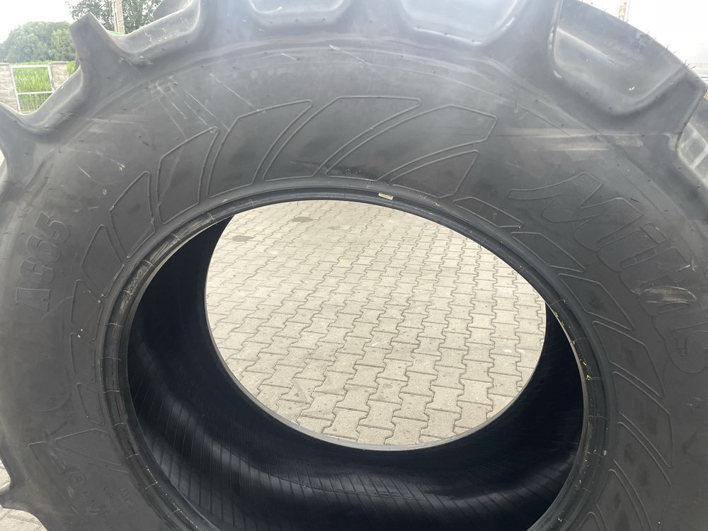 Opona ciągnika 650/65 R38
