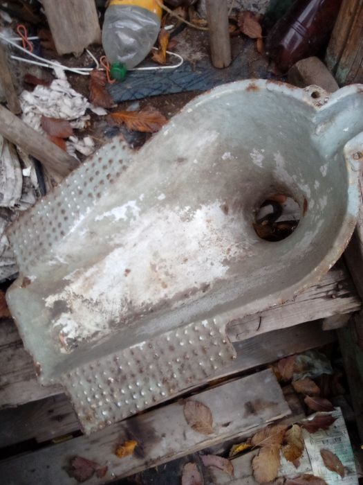 Продам советский унитаз