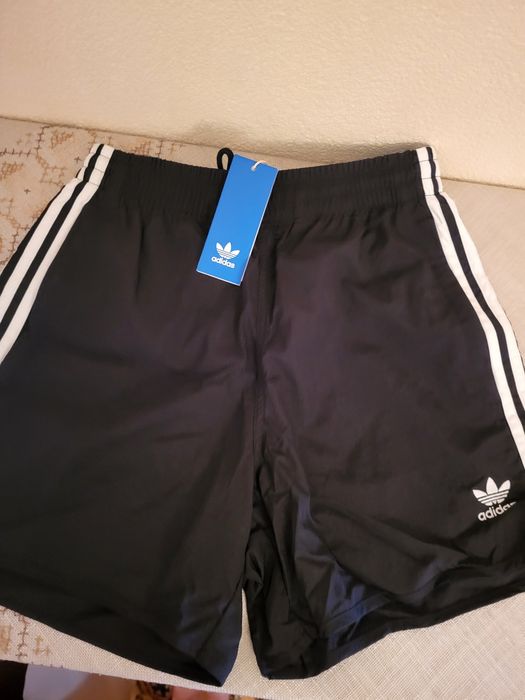 Шорти Adidas.  Для спорту