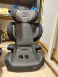 Foteliki samochodowe Recaro Mako