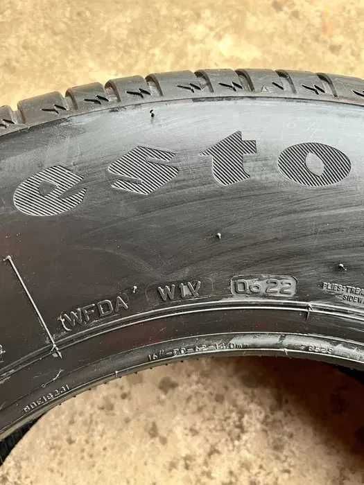 Wyprzedaż - Nowe opony Firestone Roadhawk 215/70/R16