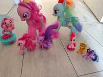 Zestaw koników My little pony.