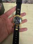 Часы Guess.