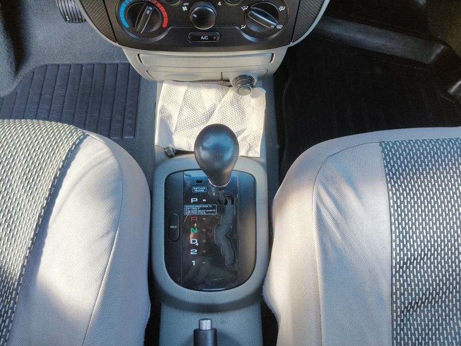 Шевроле авео 2005 ,автомат, газ бензин