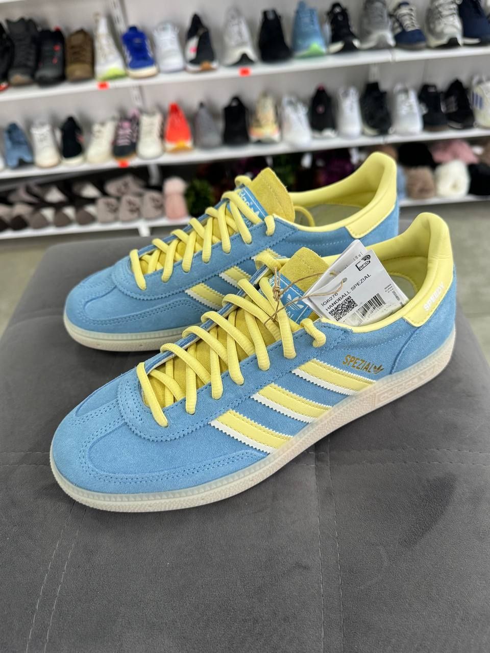 ОРИГІНАЛ 100% Кросівки Adidas Handball Spezial Semit Light Blue IG6276