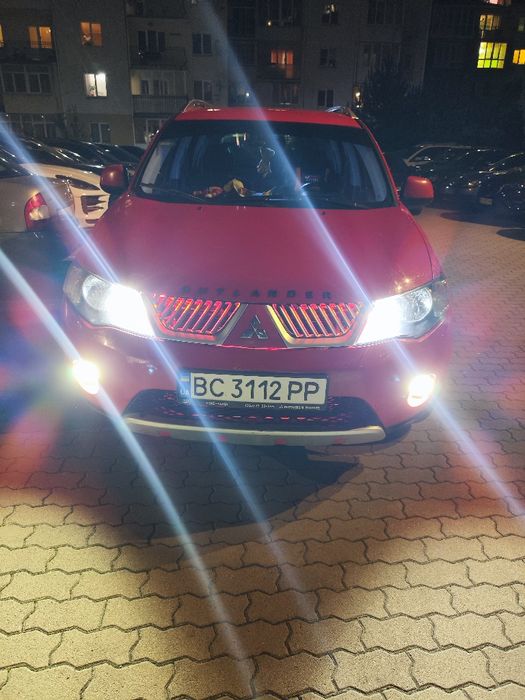 Mitsubishi outlander XL