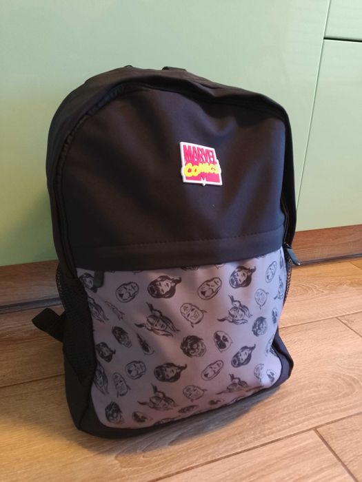 Рюкзак Sinsay Marvel Марвел размер 43x31x15 см