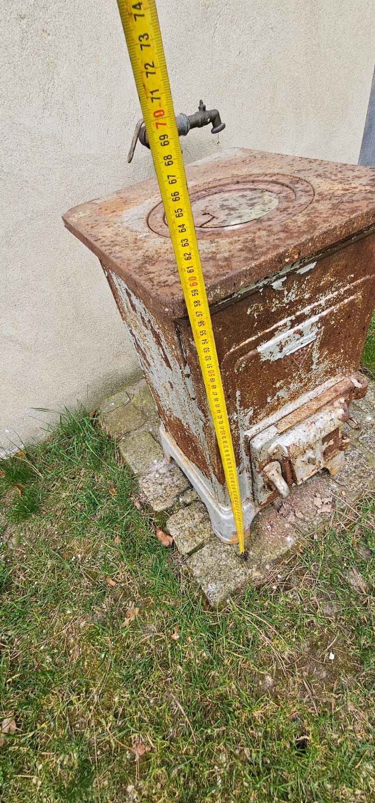 Piecyk żeliwny wolnostojący Koza