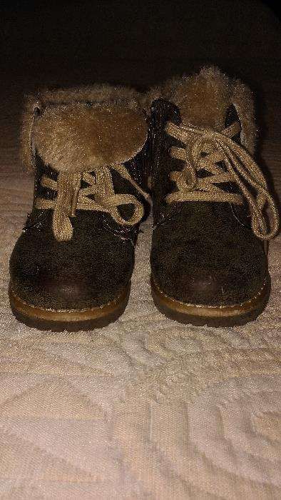 Botas Kidclub nr. 25 cinza