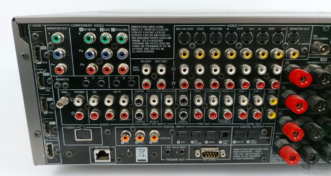 Yamaha v3800 amplituner