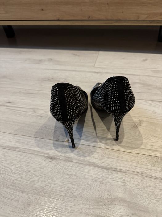 Szpilki brokatowe. Czarno-srebrne