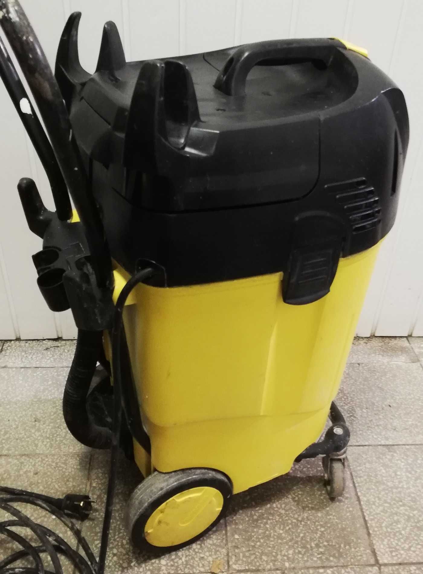 odkurzacz karcher NT 55/1 Eco TE z otrząsaczem filtra + gniazdo