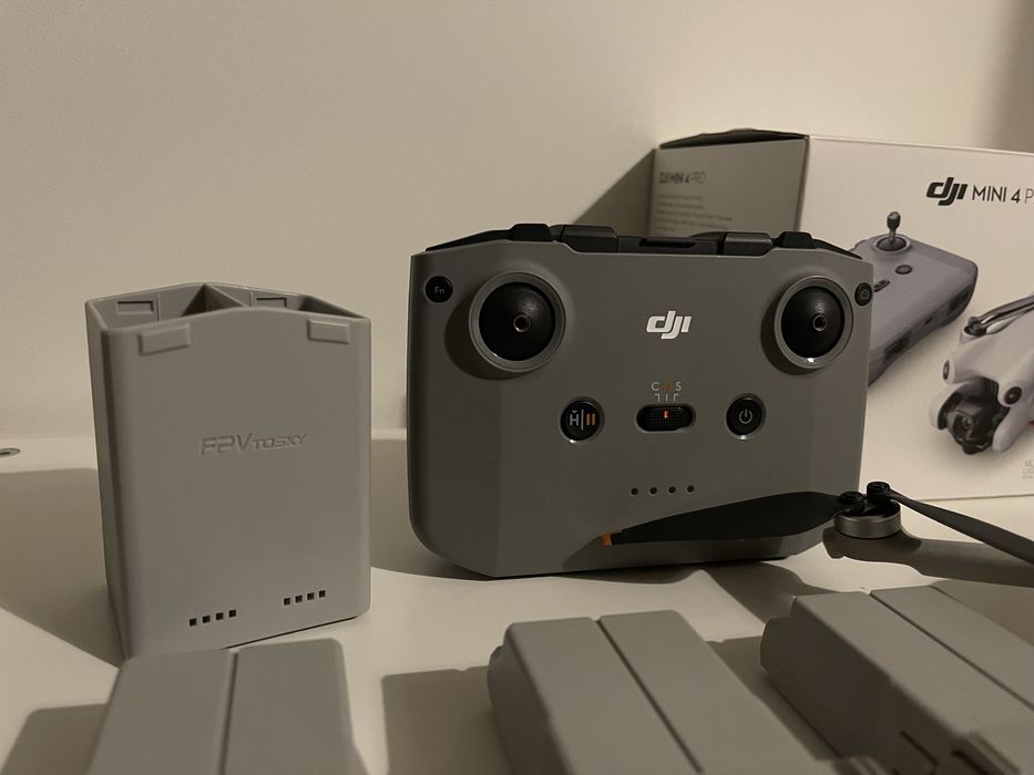 Dron DJI mini 4 pro