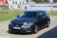Lexus CT Mały zwinny Lexus