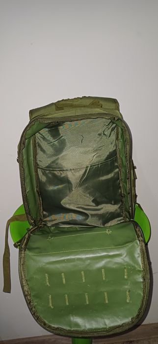 Plecak Badger Outdoor Sarge 30 l Olive