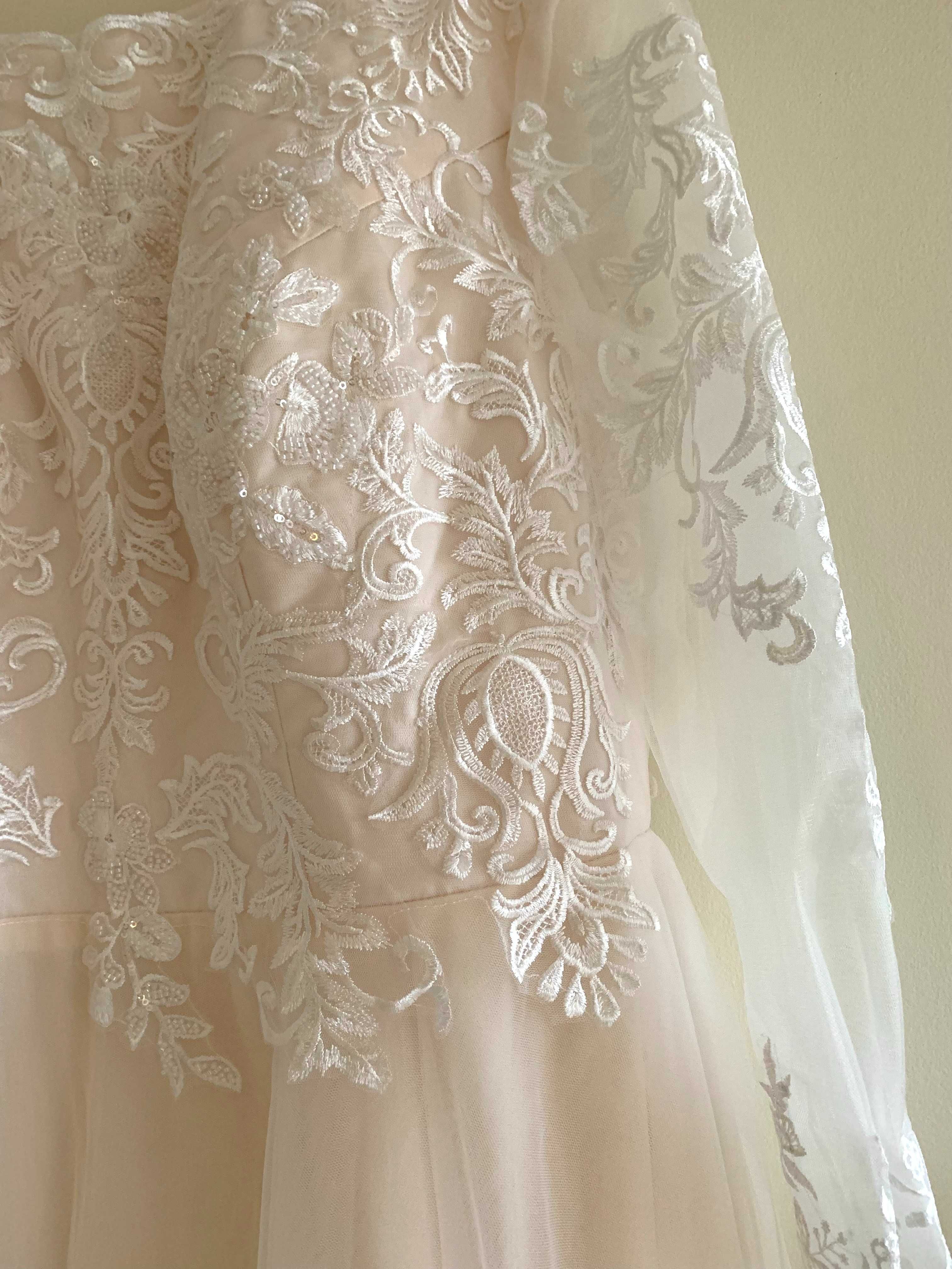 Suknia ślubna ivory-nude linia-A rękawy 46, 50