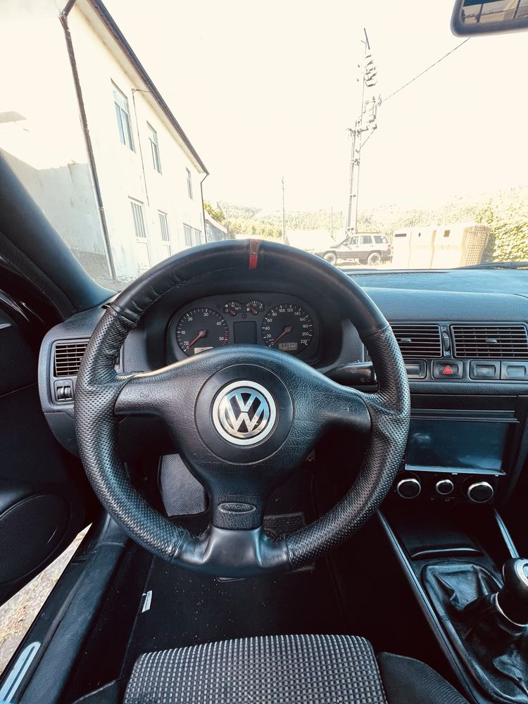 Golf 4 1.9 TDI VP 110CV com 2 pares de jantes