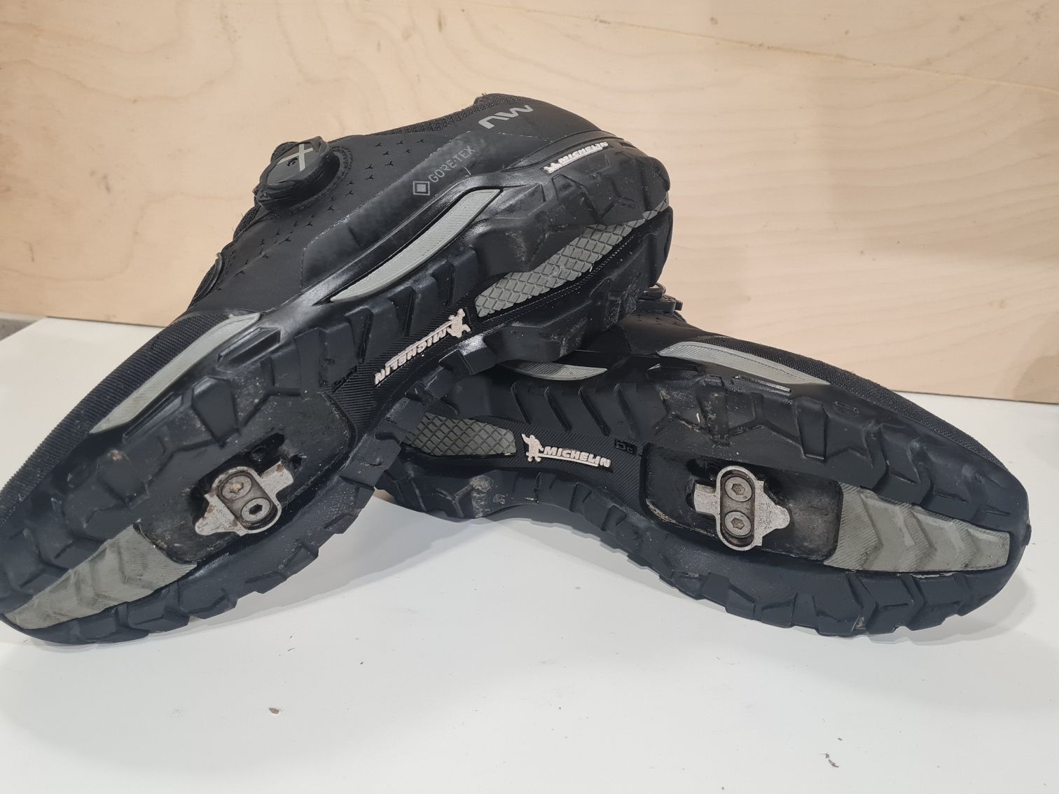 Buty rowerowe Northwave X-Trail Gore Tex wodoszczelne 40