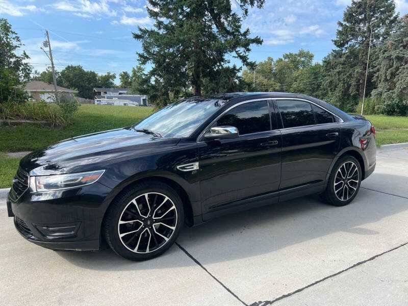 2019 Ford Taurus