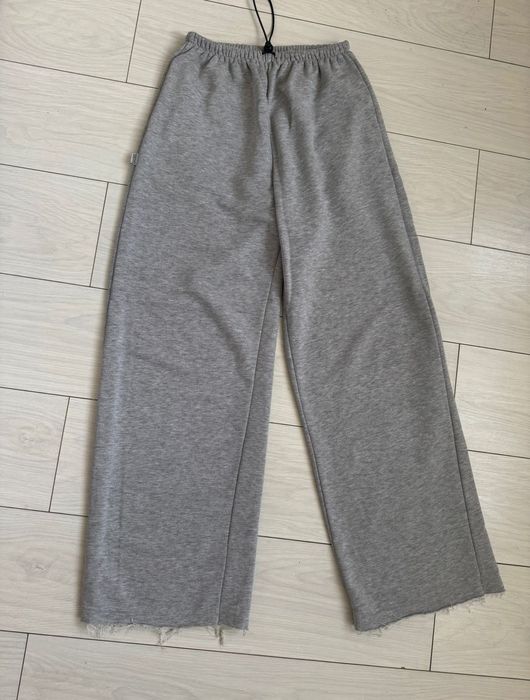 Штаны широкие размер S-M