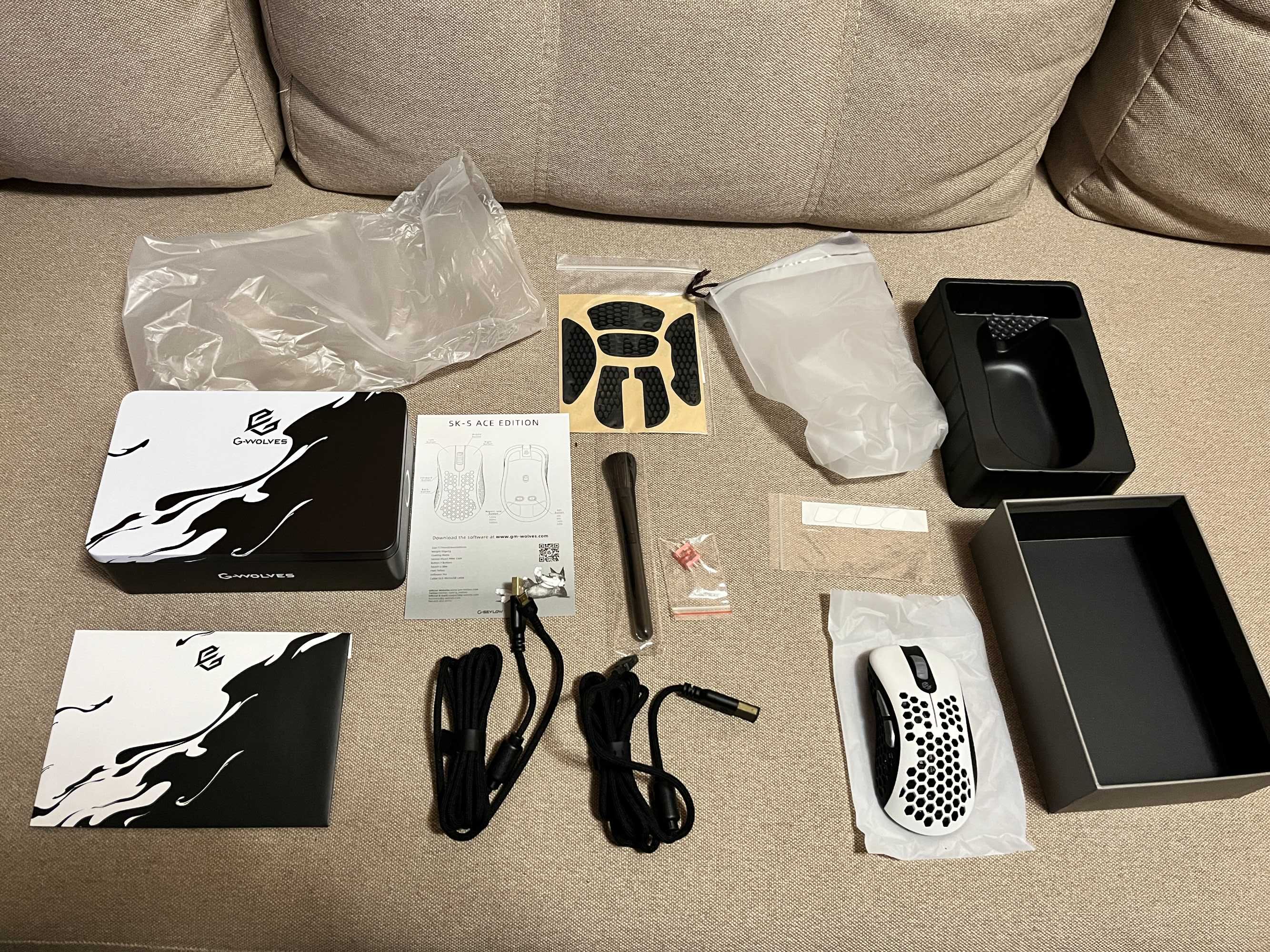 G-Wolves Skoll Mini SK-S ACE Gaming Mouse White \ Sakura