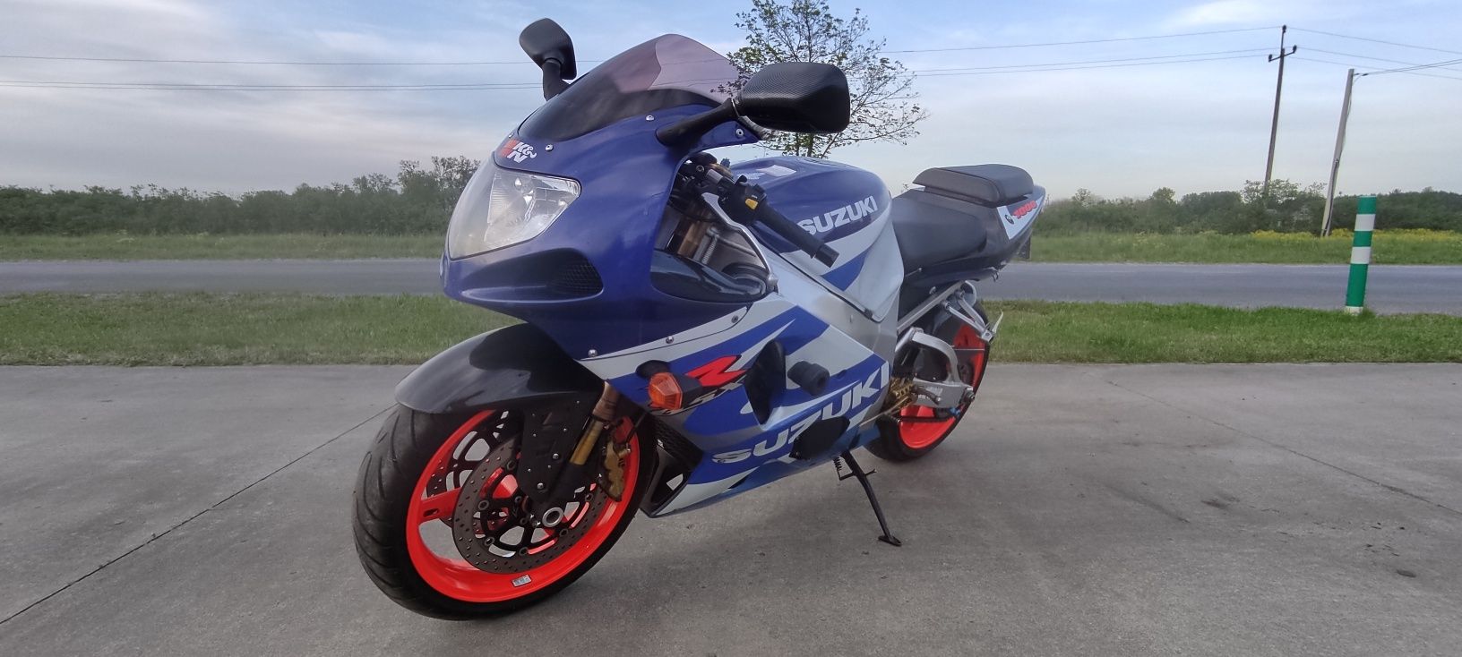 Suzuki GSX R 1000 K1 mały przebieg wersja Carbon transport