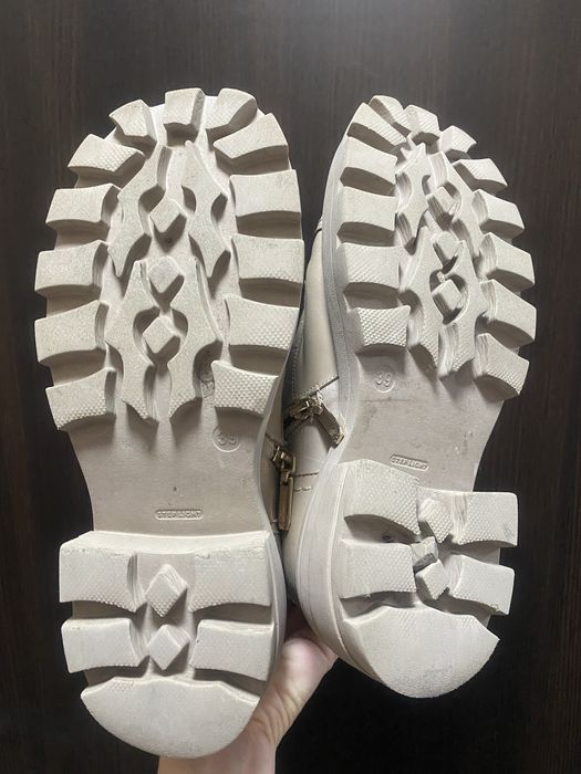 Демісезонні черевики 38-39 р