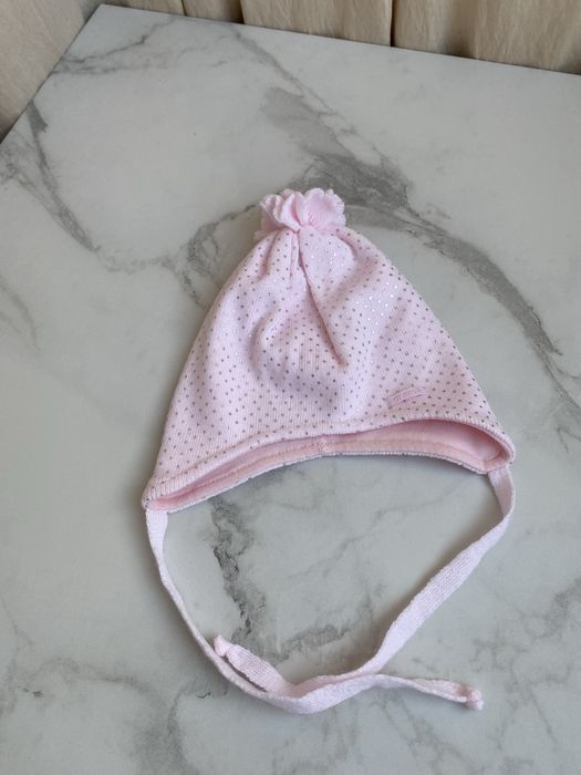 Дві шапочки на завязках рожеві весна осінь