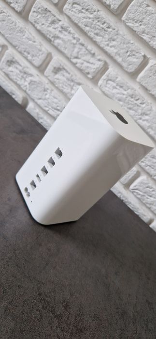 Роутер Apple AirPort Extreme A 1521 2.4/5 гЦ