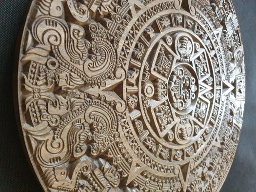 Kamień Słońca Azteków rzeźbiona drewniana ozdoba do zawieszenia 47,5cm