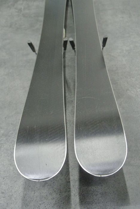 Narty freestyle Faction Dillinger 135cm junior