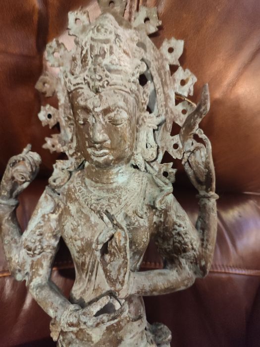 Tybetańska bóstwo z brązu