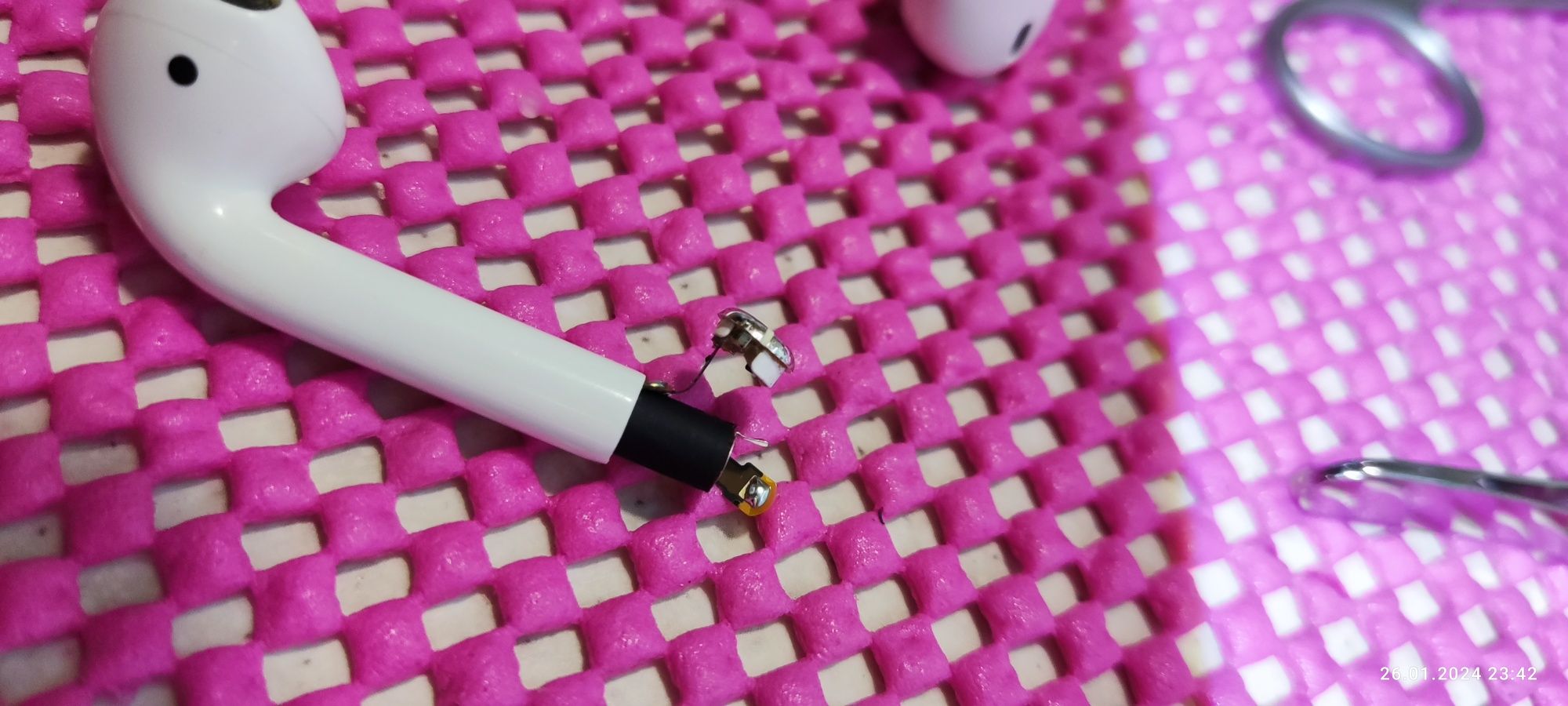 Airpods 1/2 замена аккумулятора ремонт